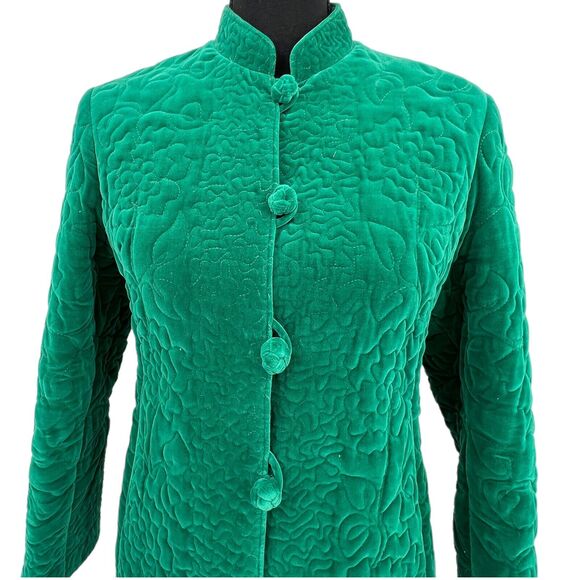 Vintage‎ 1960s Emerald Green Quilted Velvet Mandarin Collar Frog Closure Jacket - Picture 2 of 9
